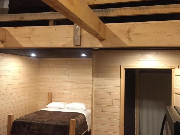 41F4DE95-E389-4391-983E-C9E33261FB68