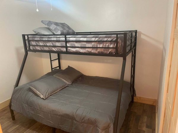 6606448e-0395-4d0a-a18c-948e7d579c1e