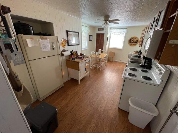 Miracle Mountain Trail House 16