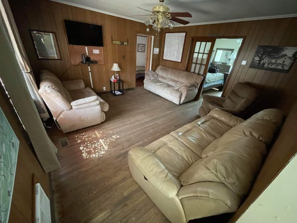 Miracle Mountain Trail House 18