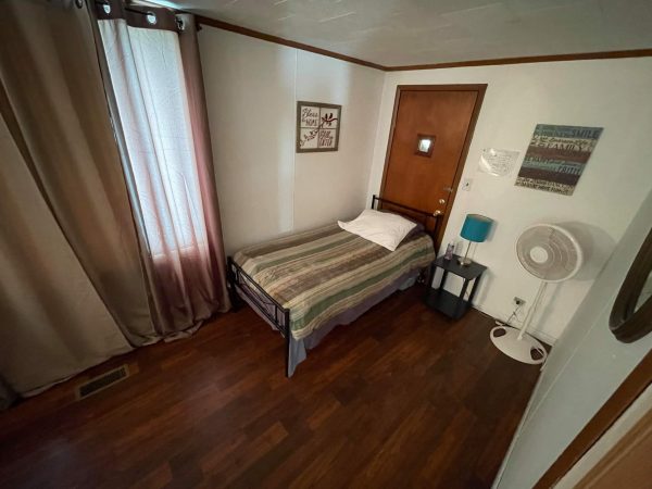 Miracle Mountain Trail House 9